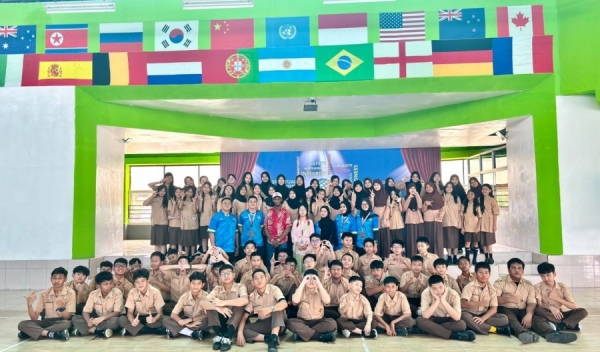 STEM for Earth: Mengintegrasikan Sains, Teknologi, dan Kreativitas untuk Bumi